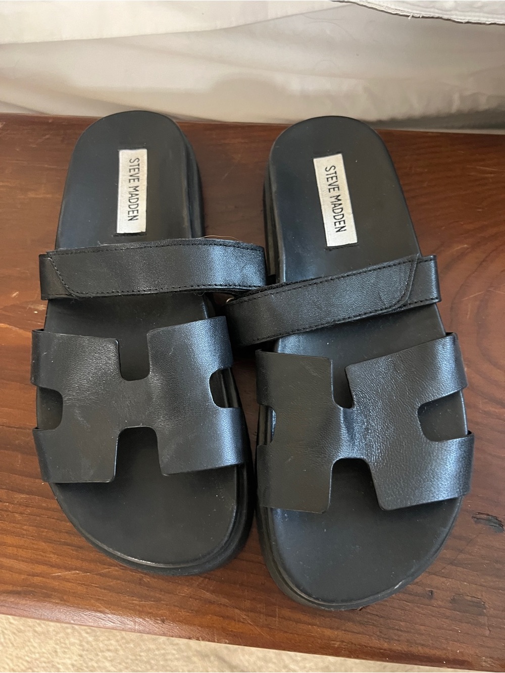 Steve Madden Mayven Slides/ Sandals/ Flats